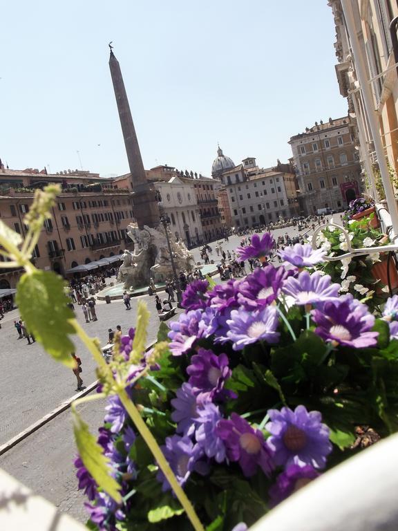 Hub Navona Rom